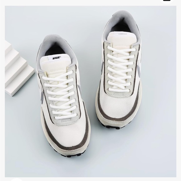 Nike Air Force 1 AF1 white shoes sneakers court white pink black worn once 6 W - Picture 3 of 13